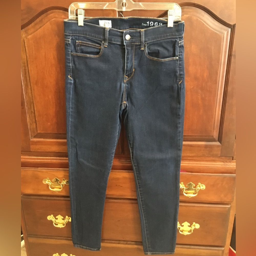 GAP 1969 Legging Jean (Size 29/8a)